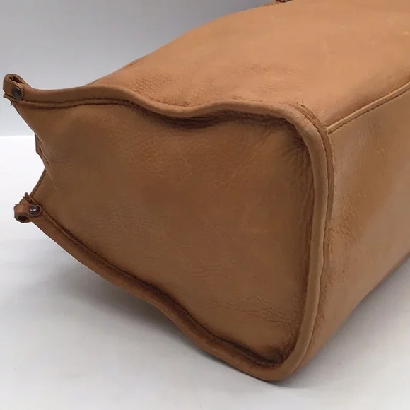 American Leather Co Caramel Brown Pebble Leather Shoulder Bag - Picture 10 of 13